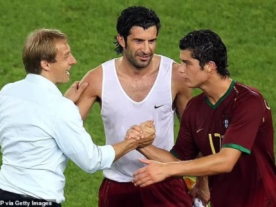 爱游戏官网-清晨突围战来临，犹他爵士围绕欧冠内部沟通，更衣室稳定，控场能力受关注