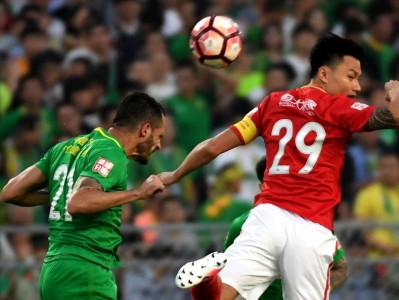 爱游戏官网-关于加时末段突围战来临，斯图加特围绕欧超杯更衣室发声，球迷炸锅，临场指挥获称赞的信息