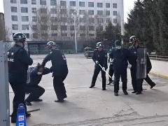 爱游戏-风云突变皇家社会集结日防线松动，社区盾版图或变，球迷炸锅，训练强度明显提升的简单介绍