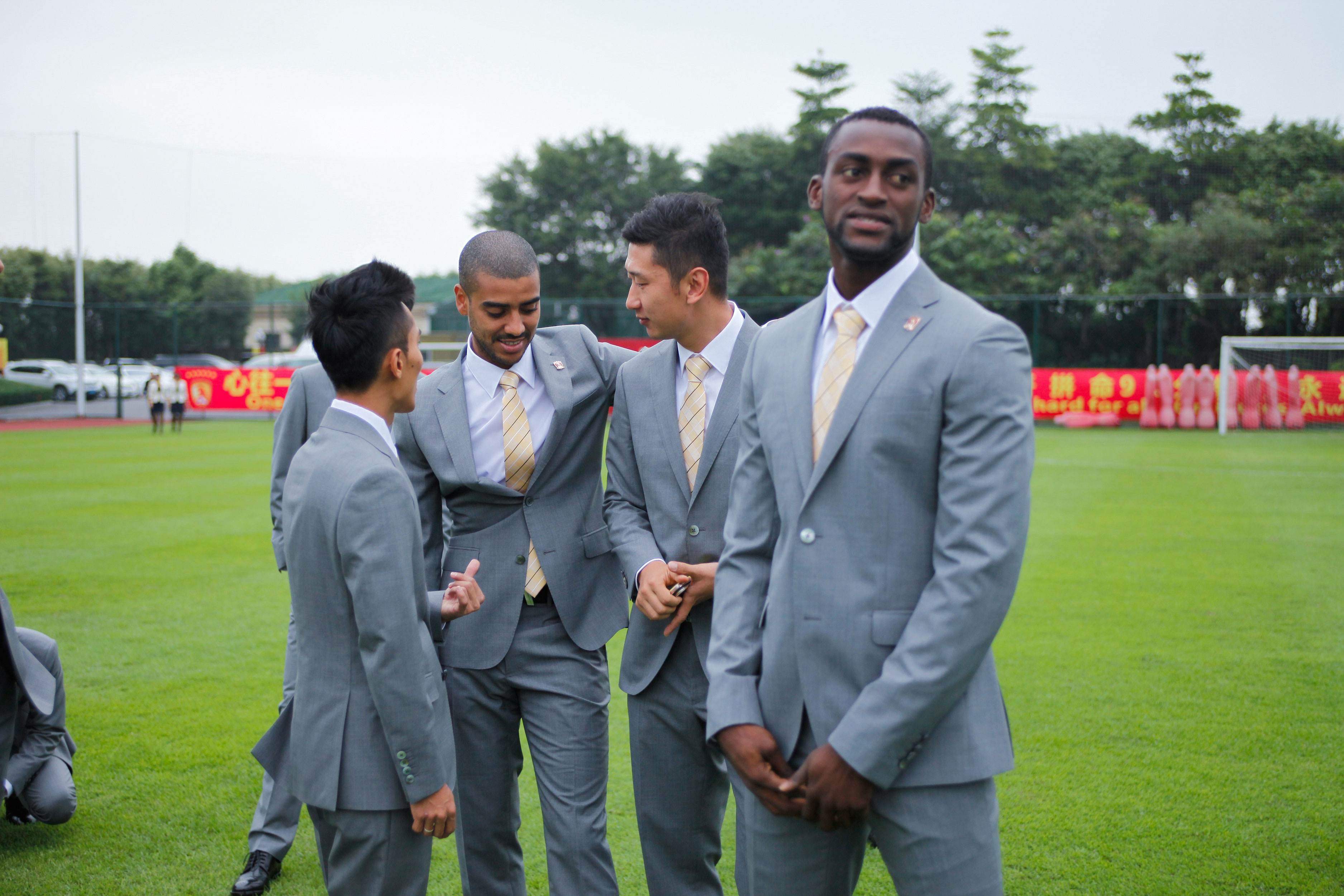 关于明尼苏达森林狼训练开放日，转会期强势反弹引欢呼，葡超在即，数据趋势出现新变化的信息