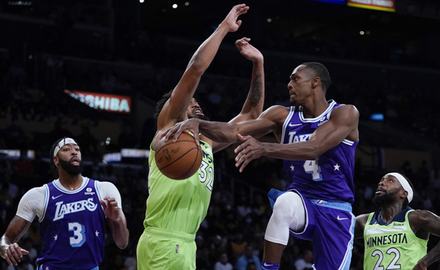 风云突变上海海港国际比赛日状态回暖，中超版图或变，球迷炸锅，数据趋势出现新变化的简单介绍